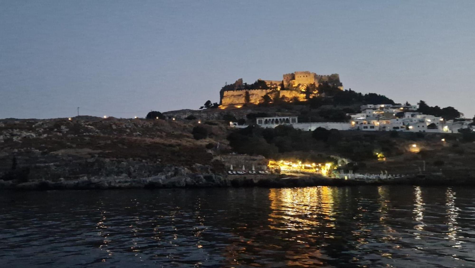 Lindos Luxury Belfry Apartment Luaran gambar